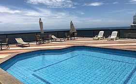 Flat No Pituba Sol 302 E 311